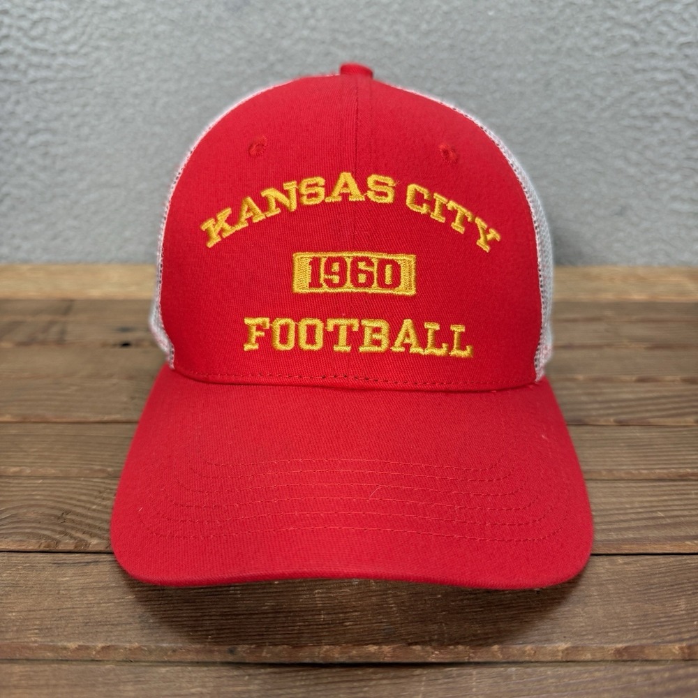 Kansas City Chiefs Hat Adult Red White Snapback Mesh Trucker Cap NFL Football